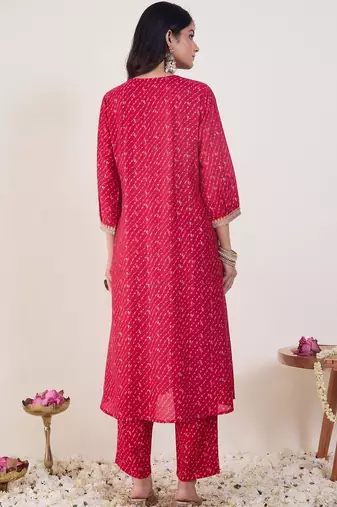 Women Ethnic Motifs Embroidered Regular Thread Work Silk Kurta with Trousers
