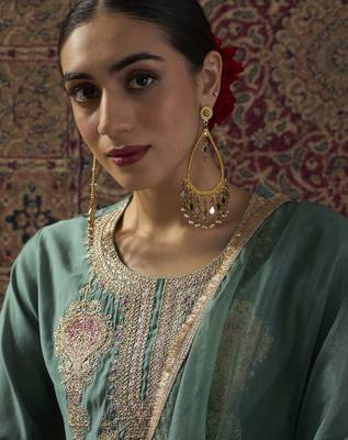 Ethnic Motifs Embroidered Thread Work Straight Kurta With Trousers & Dupatta 4