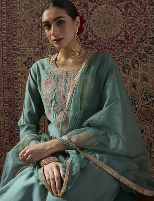 Ethnic Motifs Embroidered Thread Work Straight Kurta With Trousers & Dupatta 6