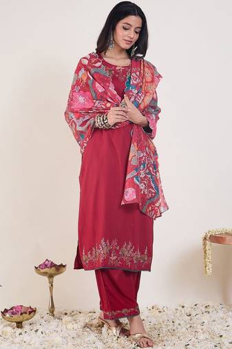 Floral Embroidered Regular Thread Work Kurta With Palazzos & Dupatta