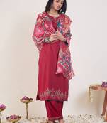Floral Embroidered Regular Thread Work Kurta With Palazzos & Dupatta