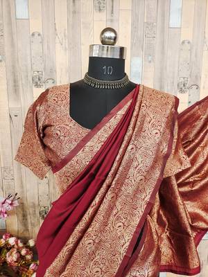 maroon silk blend banarasi saree with unstitched blouse piece 6