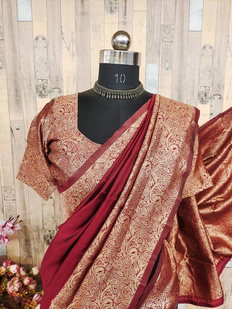 maroon silk blend banarasi saree with unstitched blouse piece