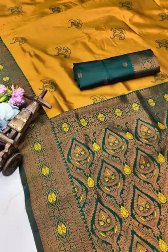 Green gold silk blend saree with unstitched blouse piece