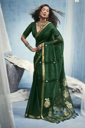 Green pure munga silk blend handloom saree and contrast weaving border with organza pallu