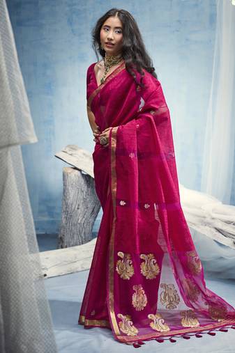Ruby pure munga silk blend handloom saree and contrast weaving border with organza pallu