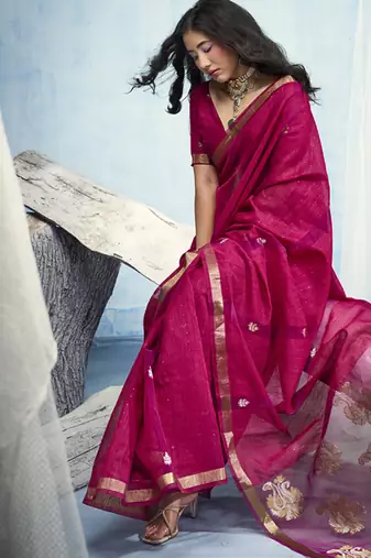Ruby pure munga silk blend handloom saree and contrast weaving border with organza pallu