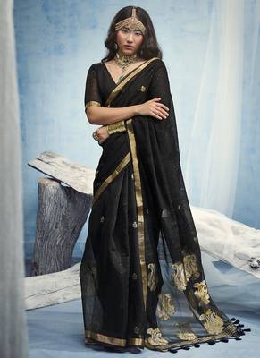 Black pure munga silk blend handloom saree and contrast weaving border with organza pallu 1