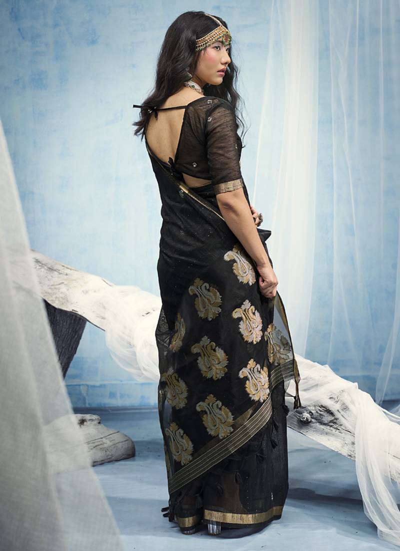 Black pure munga silk blend handloom saree and contrast weaving border with organza pallu