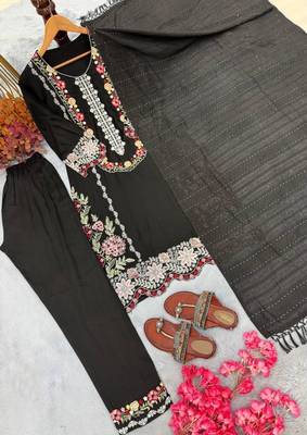 Black rayon embroidered kurta set 2