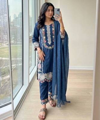 Navy blue rayon embroidered kurta set 2