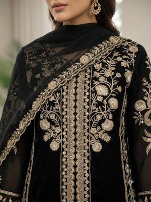 Black silk blend embroidered palazzo set 2