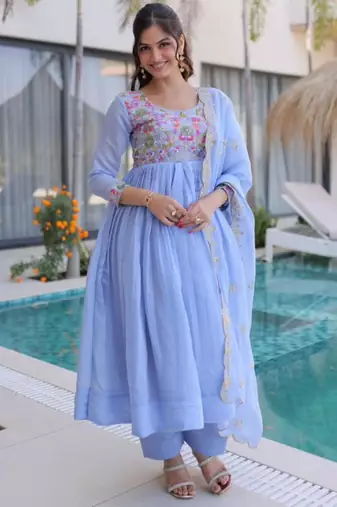Blue chanderi embroidered kurta set