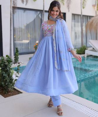 Blue chanderi embroidered kurta set 2