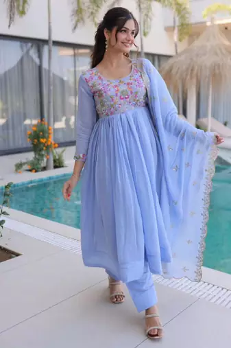 Blue chanderi embroidered kurta set