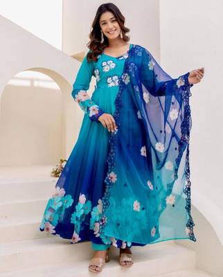 Blue organza embroidered flared gown set 2