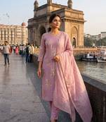 Pink silk blend embroidered kurta set