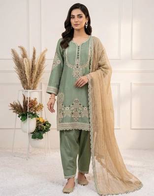 Green silk blend embroidered farshi salwar set 2