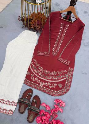 Maroon silk blend embroidered palazzo set 4