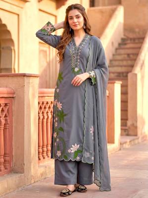 Grey silk blend embroidered palazzo set 1