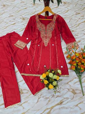 Red silk blend embroidered palazzo set 2