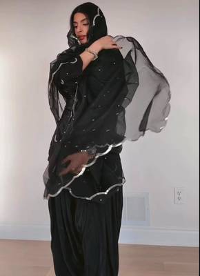 Black silk blend embroidered farshi salwar set 3