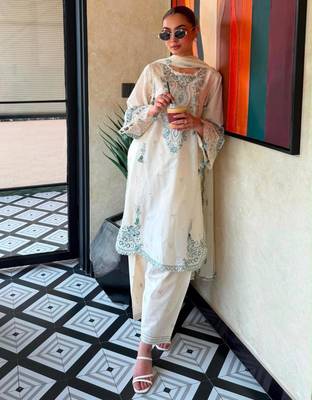 Off white rayon embroidered palazzo set 2