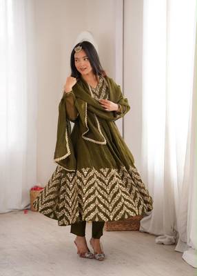 Olive silk blend embroidered flared gown set 2