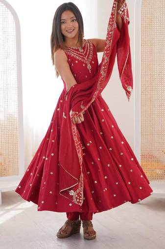 Maroon silk blend embroidered anarkali set