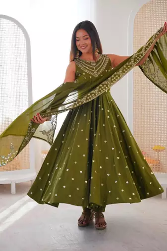 Dark green silk blend embroidered anarkali set