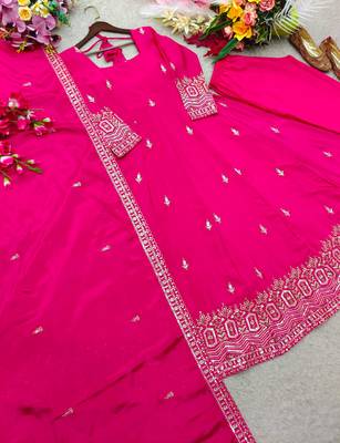 Magenta silk blend embroidered anarkali set 2