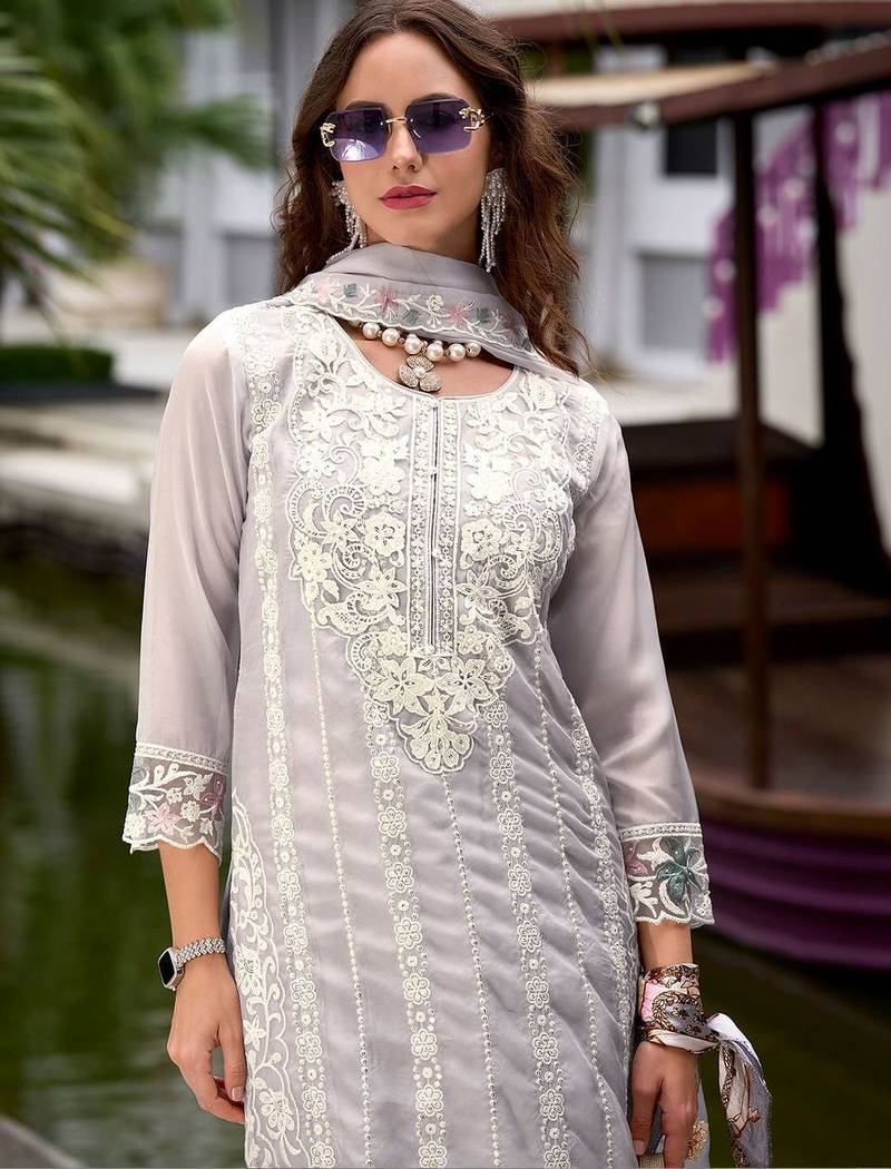 Women Ethnic Motifs Embroidered Regular Thread Work Kurta with Trousers & With Dupatta