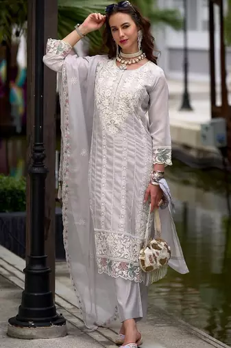 Women Ethnic Motifs Embroidered Regular Thread Work Kurta with Trousers & With Dupatta