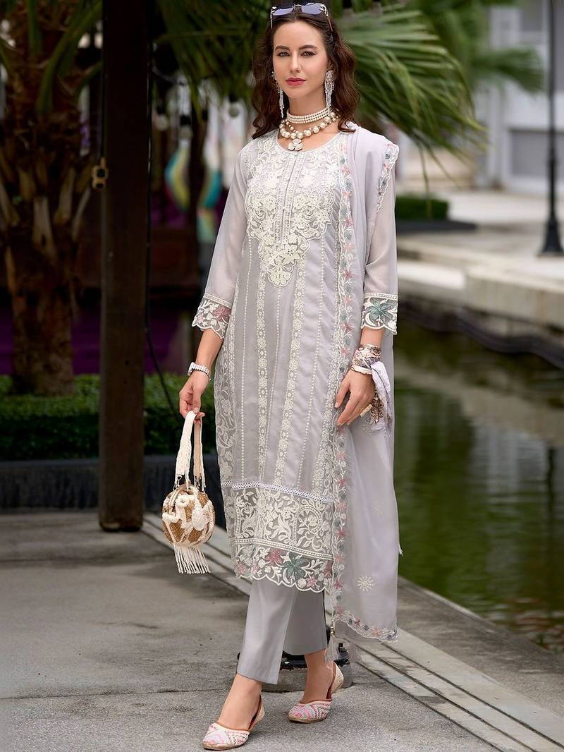 Women Ethnic Motifs Embroidered Regular Thread Work Kurta with Trousers & With Dupatta