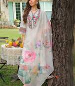 Women Floral Embroidered Regular Thread Work Kurta with Trousers & With Dupatta