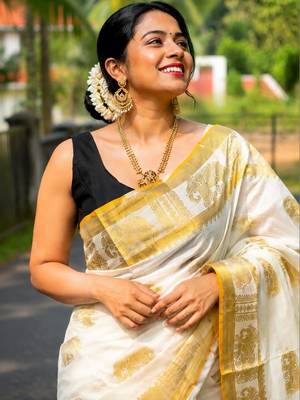 Woven Design Zari Pure Cotton Designer Kasavu Saree 3