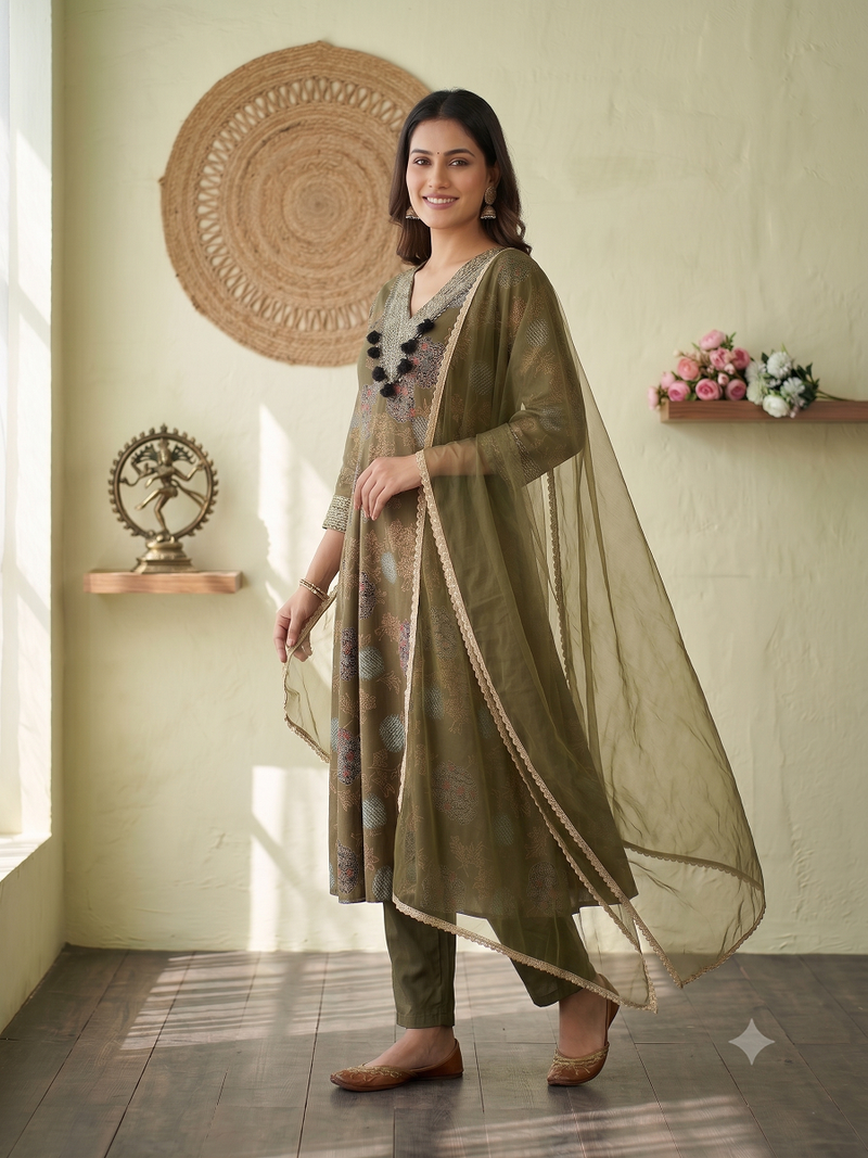 Women floral printed anarkali kurta set with dupatta & pant