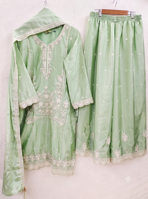 Pastel pista green embroidered kurti set 4