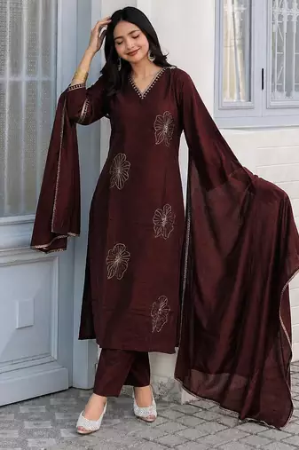 Deep maroon embroidered kurta set with pants & lace work dupatta