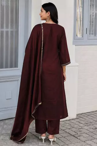 Deep maroon embroidered kurta set with pants & lace work dupatta