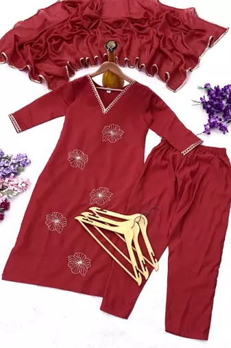Deep red embroidered kurta set with pants & lace work dupatta
