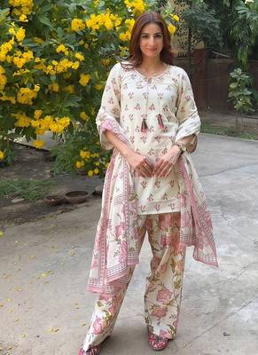 Designer cream floral print kurta with farshi plazo bottom & dupatta set for women 1