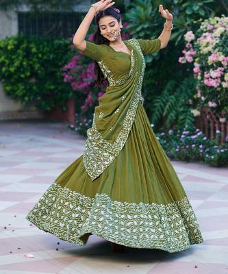 Women's Cotton Chanderi Batik Print Gopidress Lehenga Choli Set 1