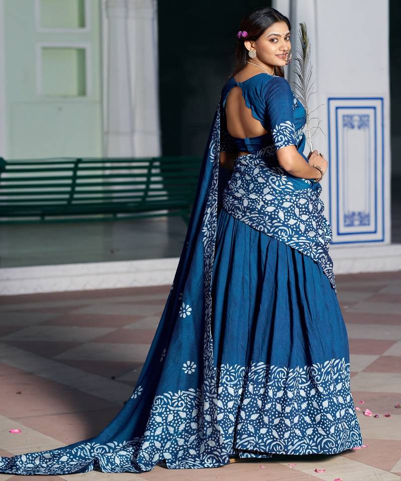 Women's Lightweight Cotton Chanderi Natural Batik Print Gopidress Lehenga Choli Set.