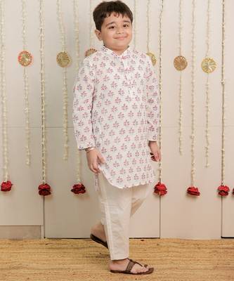 Off white printed cotton kurta set 1