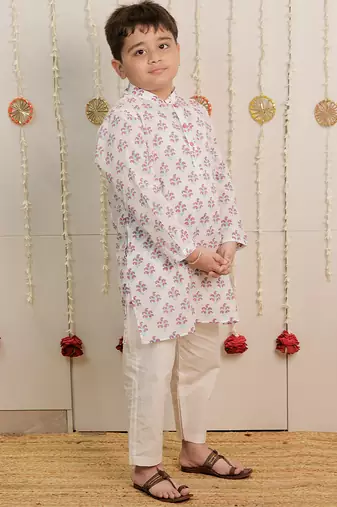 Off white printed cotton kurta set