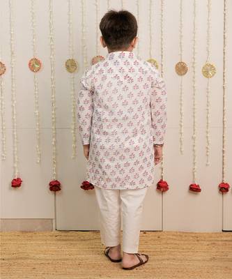 Off white printed cotton kurta set 4
