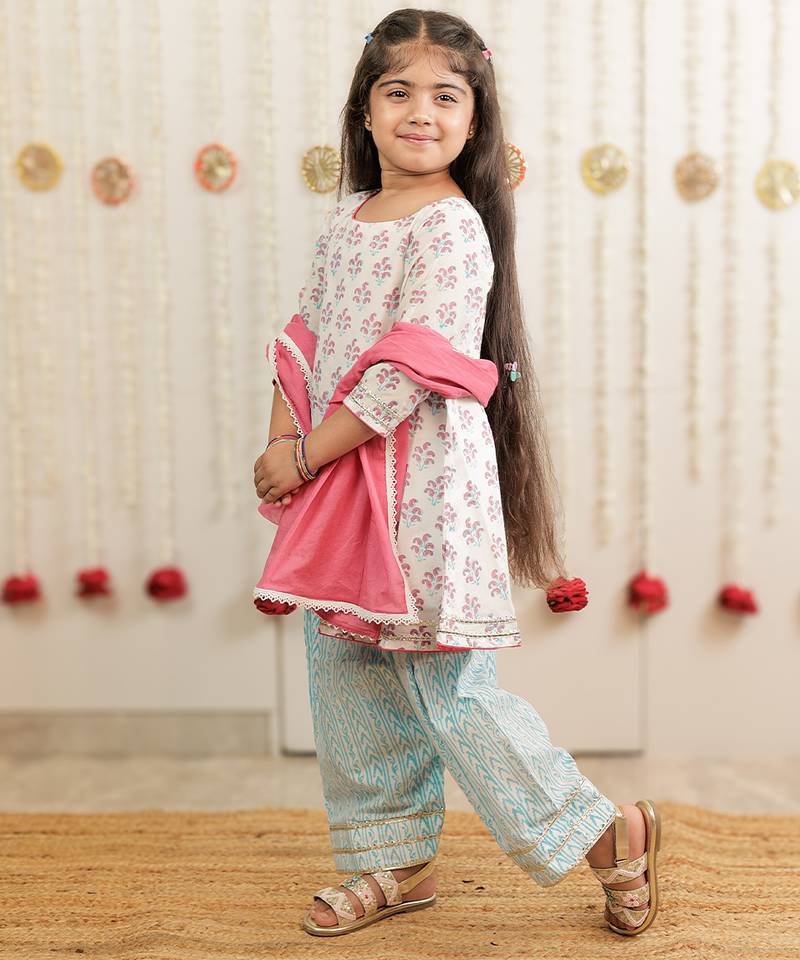 Off white printed cotton kurti set