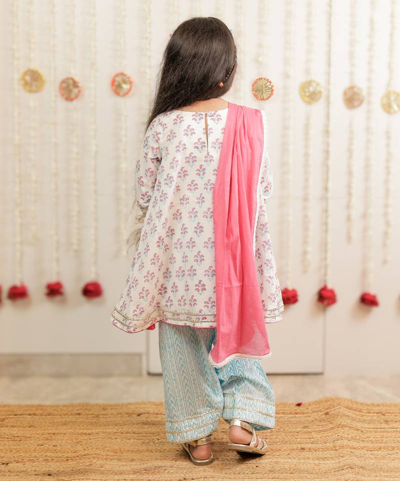 Off white printed cotton kurti set
