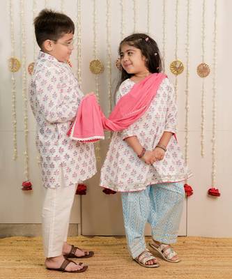Off white printed cotton kurti set 4